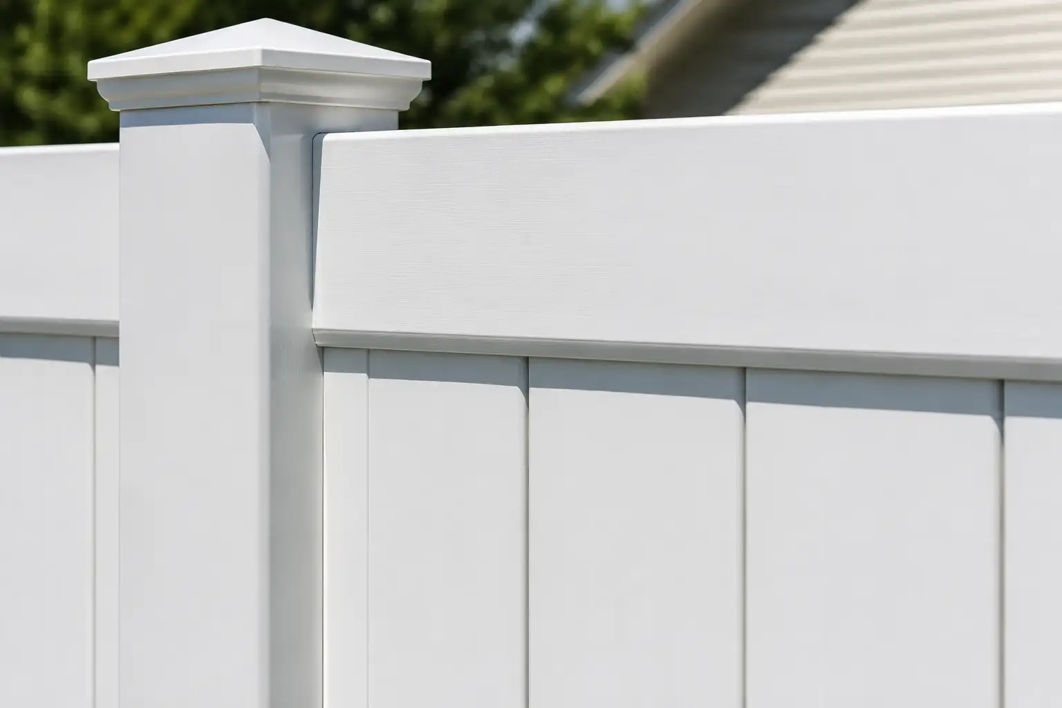 Vinyl fence installation completed by a Jacksonville fence company