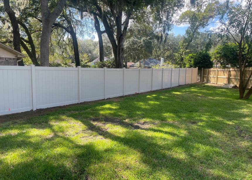Tan Vinyl Gate 2