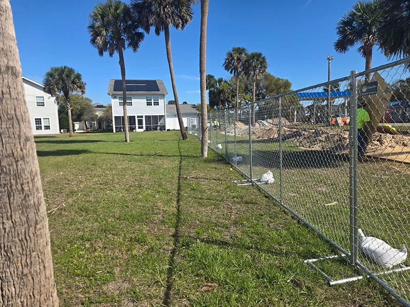 Temporary fence rental for outdoor event safety in Jacksonville