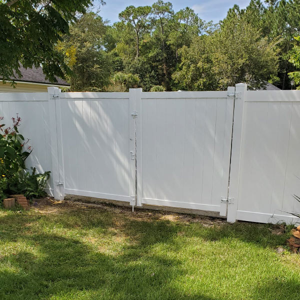 Vinyl Fence Sq