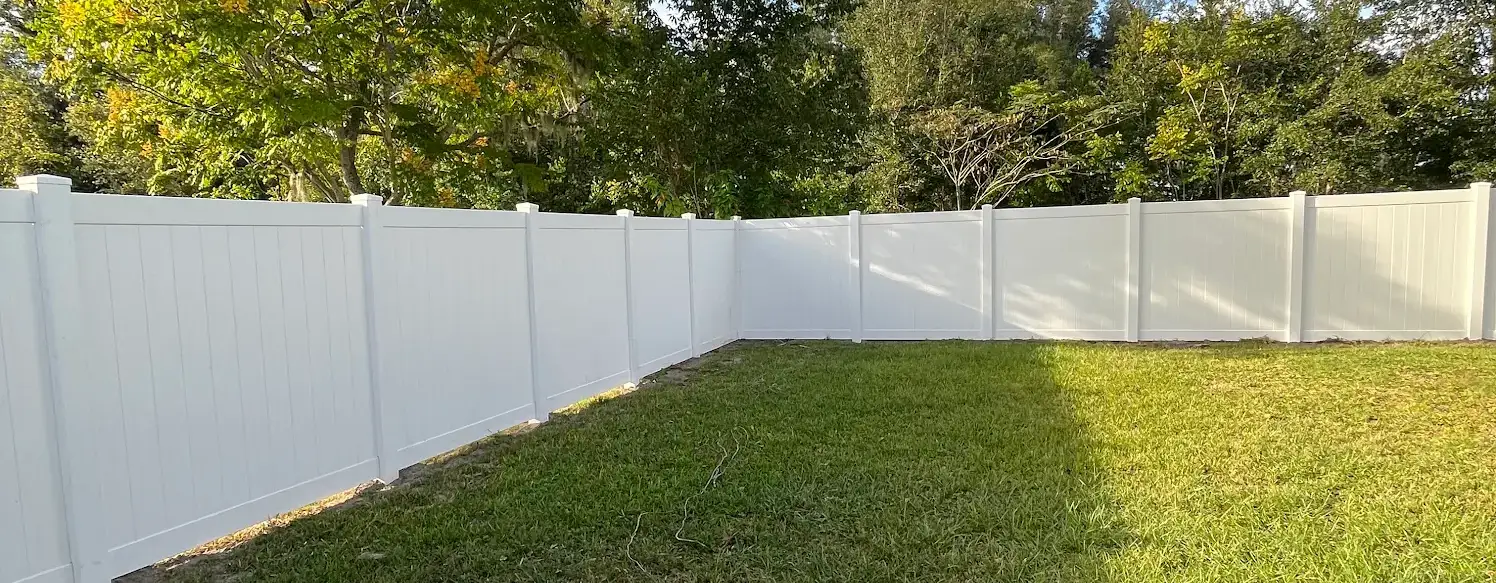 White Vinyl Fence Installed In Jacksonville Florida